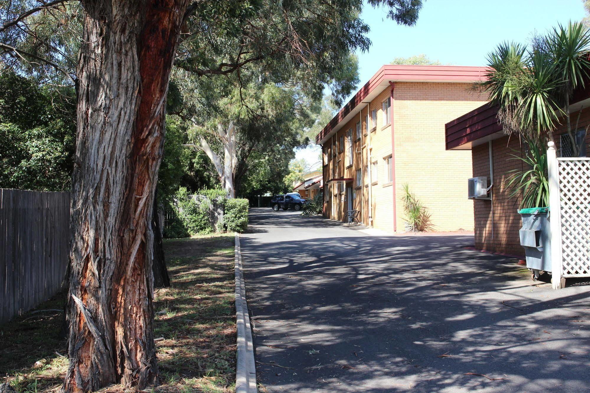 Westwood Motor Inn Armidale Exterior photo